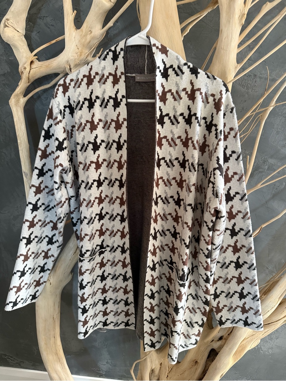 Evolution by Cyrus Open-Front Houndstooth Knit Blazer in Cream, Brown & Black